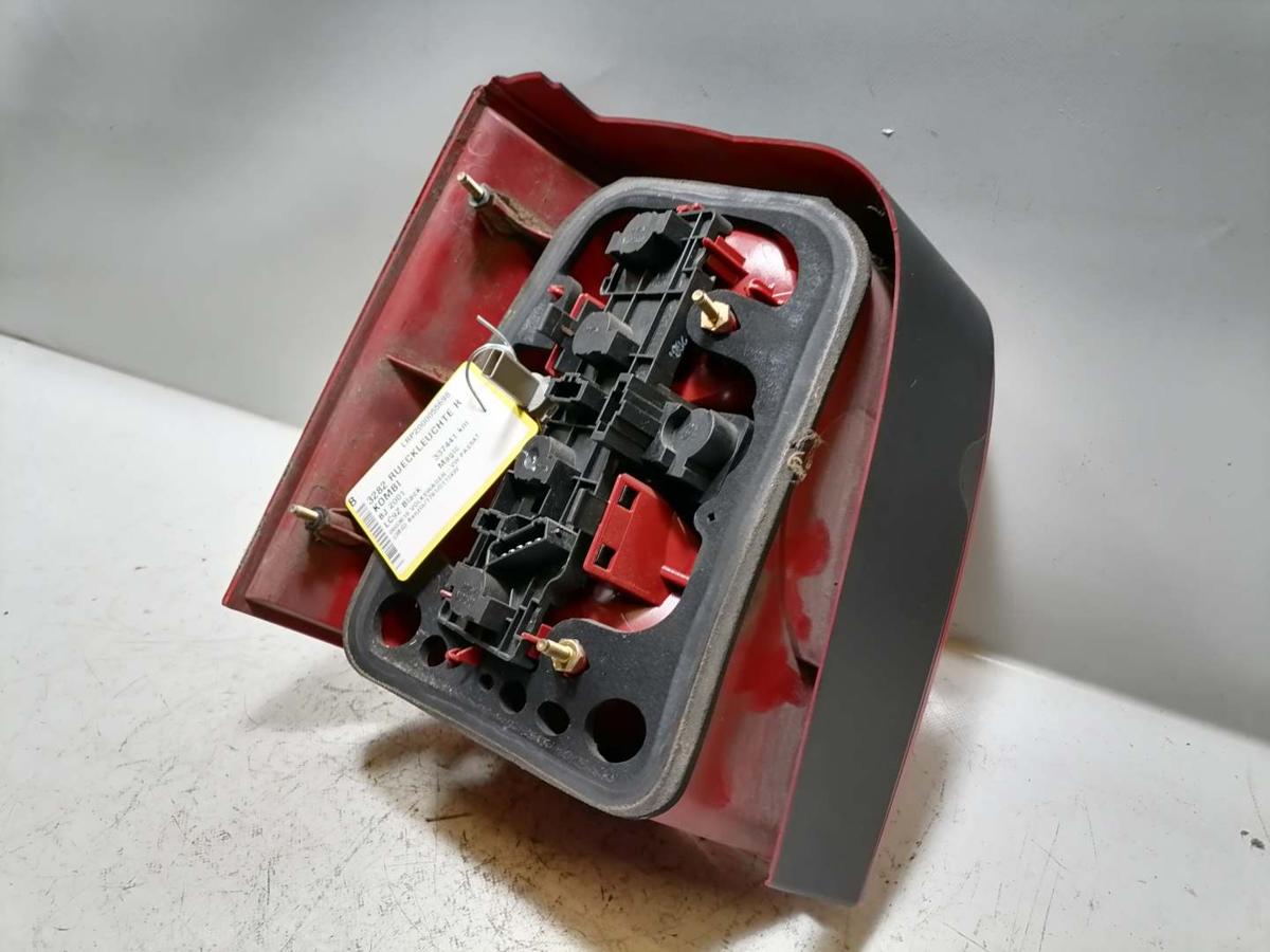 VW Passat 3BG original R&uuml;cklicht R&uuml;ckleuchte Schlussleuchte rechts Kombi Variant Bj.2001